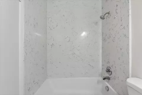 Bath - 1627 Cherokee Dr, Salinas, CA 93906 photo 2 of 2