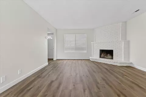 Living - 1627 Cherokee Dr, Salinas, CA 93906 photo 1 of 1