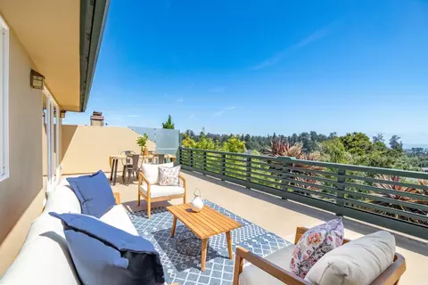 Exterior - 160 Mattison Ct, Aptos, CA 95003 photo 7 of 29