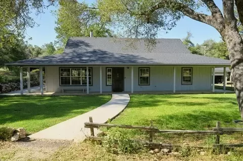 5731 Colorado Rd, Mariposa, CA 95338