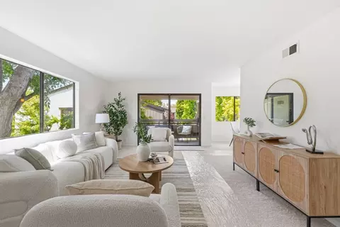 765 San Antonio Rd 52, Palo Alto, CA 94303