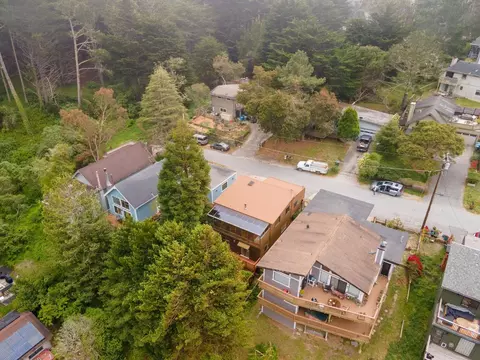 View/Area - 731 Lancaster Blvd, Moss Beach, CA 94038 photo 2 of 6