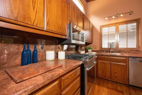Kitchen - 731 Lancaster Blvd, Moss Beach, CA 94038 photo 3 of 4