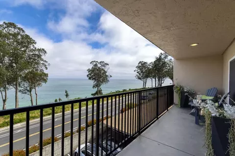 View/Area - 850 Park Ave 5c, Capitola, CA 95010 photo 8 of 14