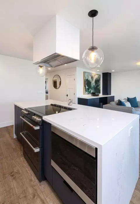 Kitchen - 850 Park Ave 5c, Capitola, CA 95010 photo 3 of 6