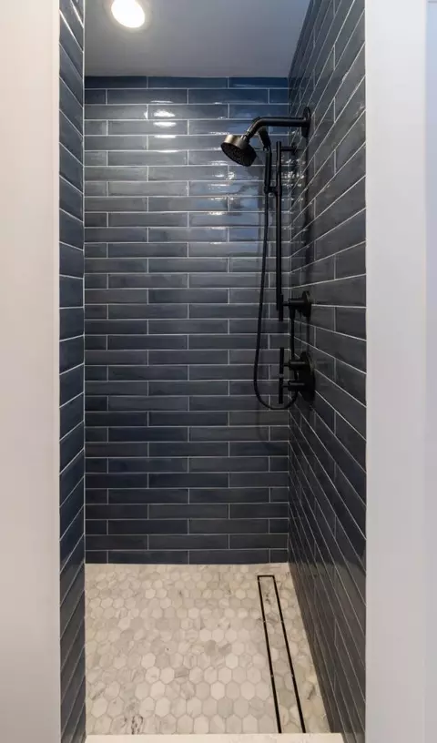 Bath - 850 Park Ave 5c, Capitola, CA 95010 photo 5 of 5