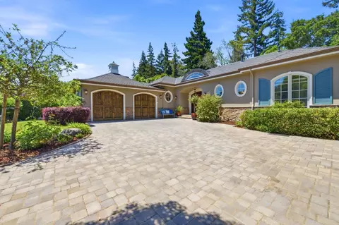 202 Felton Dr, Menlo Park, CA 94025