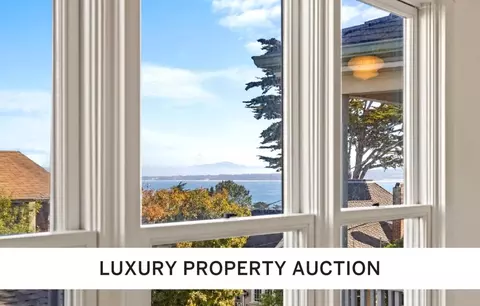 218 4th St, Pacific Grove, CA 93950