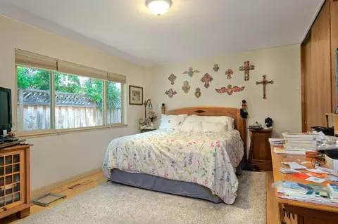 558 Lassen St, Los Altos, CA 94022 photo 11