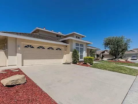 1520 Cambridge Ct, Salinas, CA 93906