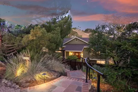 16565 Oak View Cir, Morgan Hill, CA 95037