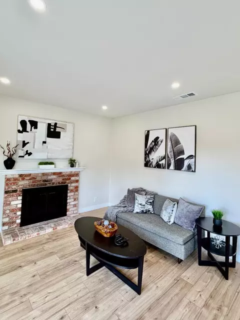 Living - 7579 Burnham Way, Dublin, CA 94568 photo 1 of 2