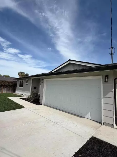 Exterior - 7579 Burnham Way, Dublin, CA 94568 photo 2 of 7