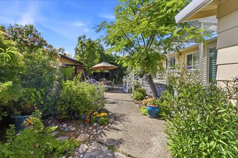213 Mountain Springs Dr 213, San Jose, CA 95136
