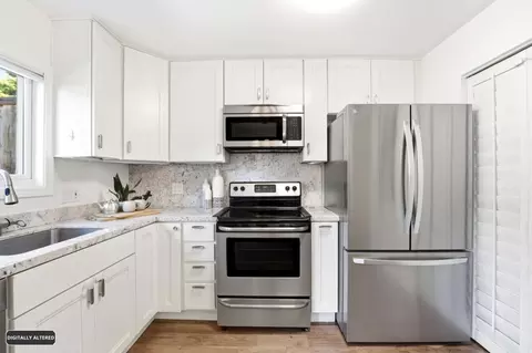 Kitchen - 1145 Oddstad Blvd, Pacifica, CA 94044 photo 2 of 5