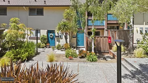 Exterior - 1145 Oddstad Blvd, Pacifica, CA 94044 photo 9 of 10