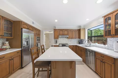 Kitchen - 354 Vallejo St, El Granada, CA 94018 photo 2 of 6