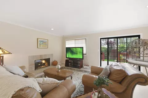 Living - 354 Vallejo St, El Granada, CA 94018 photo 2 of 3