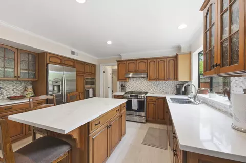 Kitchen - 354 Vallejo St, El Granada, CA 94018 photo 4 of 6