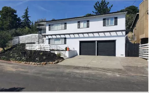 1068 Central Blvd, Hayward, CA 94542