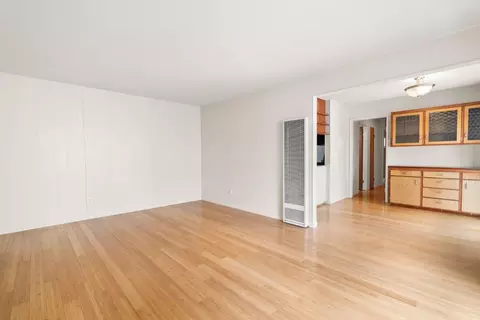 Living - 4855 Crystal St, Capitola, CA 95010 photo 5 of 8