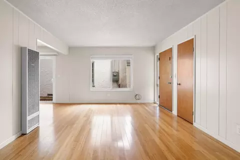 Living - 4855 Crystal St, Capitola, CA 95010 photo 7 of 8