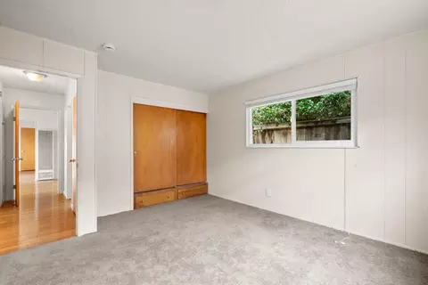 Bedroom - 4855 Crystal St, Capitola, CA 95010 photo 6 of 8