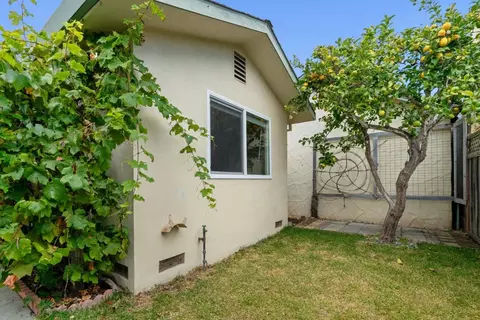 Exterior - 4855 Crystal St, Capitola, CA 95010 photo 9 of 9
