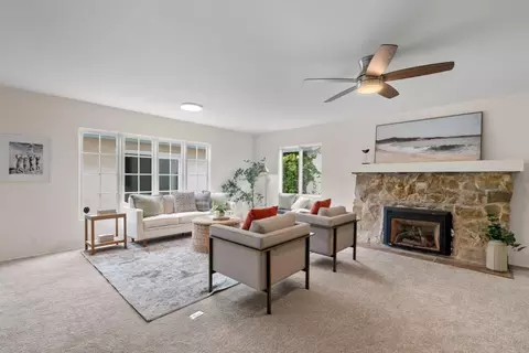 Living - 4855 Crystal St, Capitola, CA 95010 photo 3 of 8