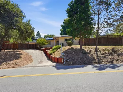 8060 Hihn Rd, Ben Lomond, CA 95005