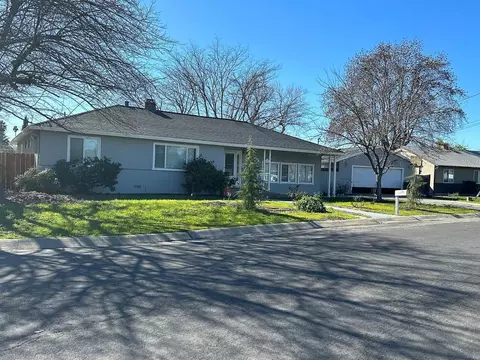 1281 Traynor Rd, Concord, CA 94520