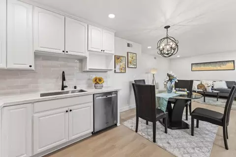 Dining - 363 E Latimer Ave 1, Campbell, CA 95008 photo 2 of 3