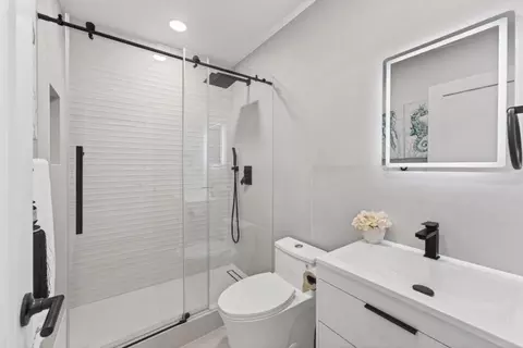 Bath - 363 E Latimer Ave 1, Campbell, CA 95008 photo 1 of 1