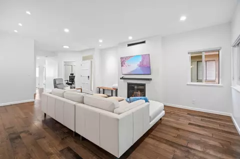 50 Horgan Ave 12, Redwood City, CA 94061