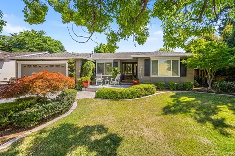 1012 Akio Way, San Jose, CA 95120