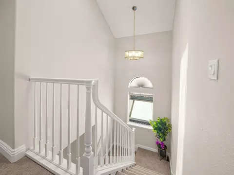 Entry Way - 505 Westside Ave, Sunnyvale, CA 94087 photo 2 of 3
