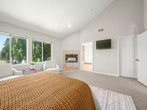 Bedroom - 505 Westside Ave, Sunnyvale, CA 94087 photo 2 of 6