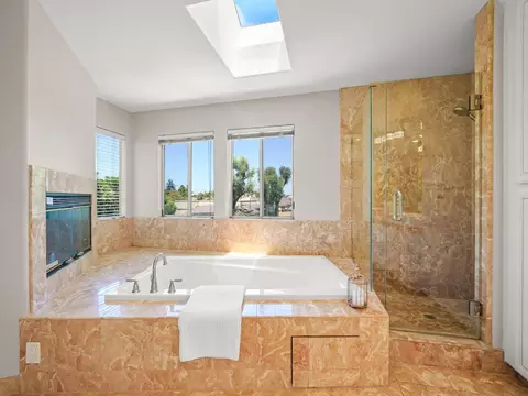 Bath - 505 Westside Ave, Sunnyvale, CA 94087 photo 1 of 6