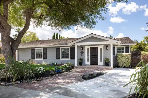 1102 Solana Dr, Mountain View, CA 94040