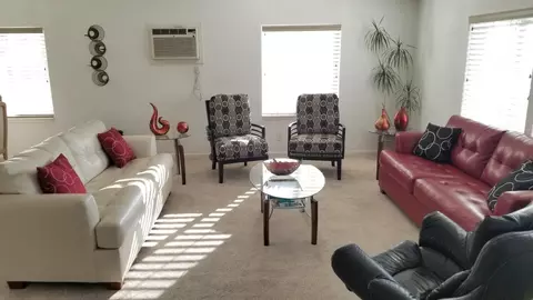 Living - 2580 Bridle Path Dr, Gilroy, CA 95020 photo 1 of 2