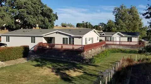 Exterior - 2580 Bridle Path Dr, Gilroy, CA 95020 photo 1 of 5