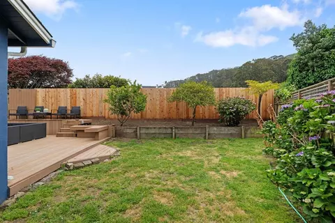 Exterior - 1336 Avila Ct, Pacifica, CA 94044 photo 12 of 12