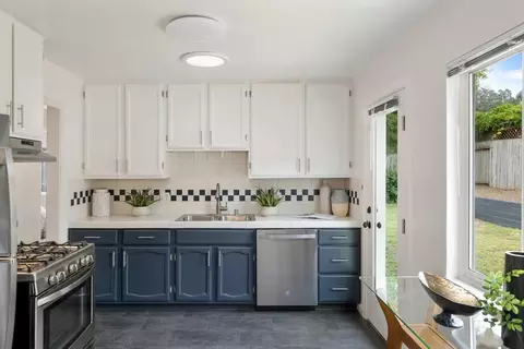 Kitchen - 1336 Avila Ct, Pacifica, CA 94044 photo 1 of 3