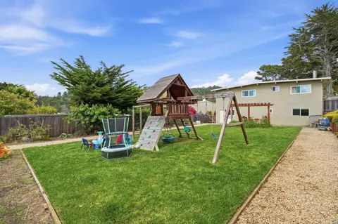 Exterior - 240 Reichling Ave, Pacifica, CA 94044 photo 6 of 9