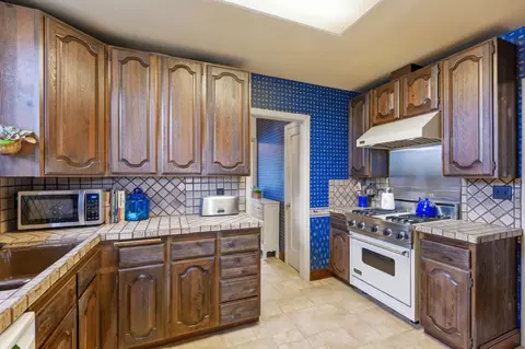 Kitchen - 231 Barclay Ave, Millbrae, CA 94030 photo 2 of 4