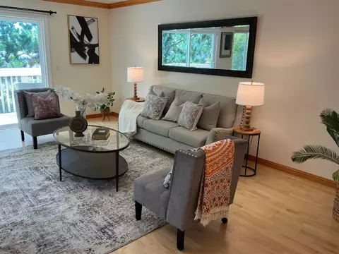 823 Stonegate Dr, South San Francisco, CA 94080