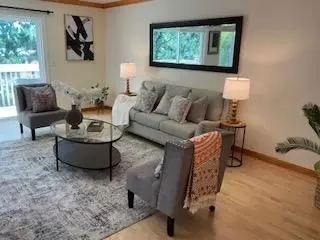 823 Stonegate Dr, South San Francisco, CA 94080