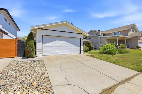 Exterior - 1865 Big Bend Dr, Milpitas, CA 95035 photo 2 of 10