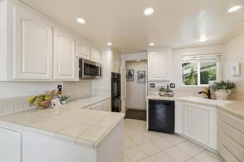 Kitchen - 1865 Big Bend Dr, Milpitas, CA 95035 photo 2 of 4