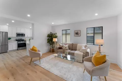 300 Klamath St, Brisbane, CA 94005